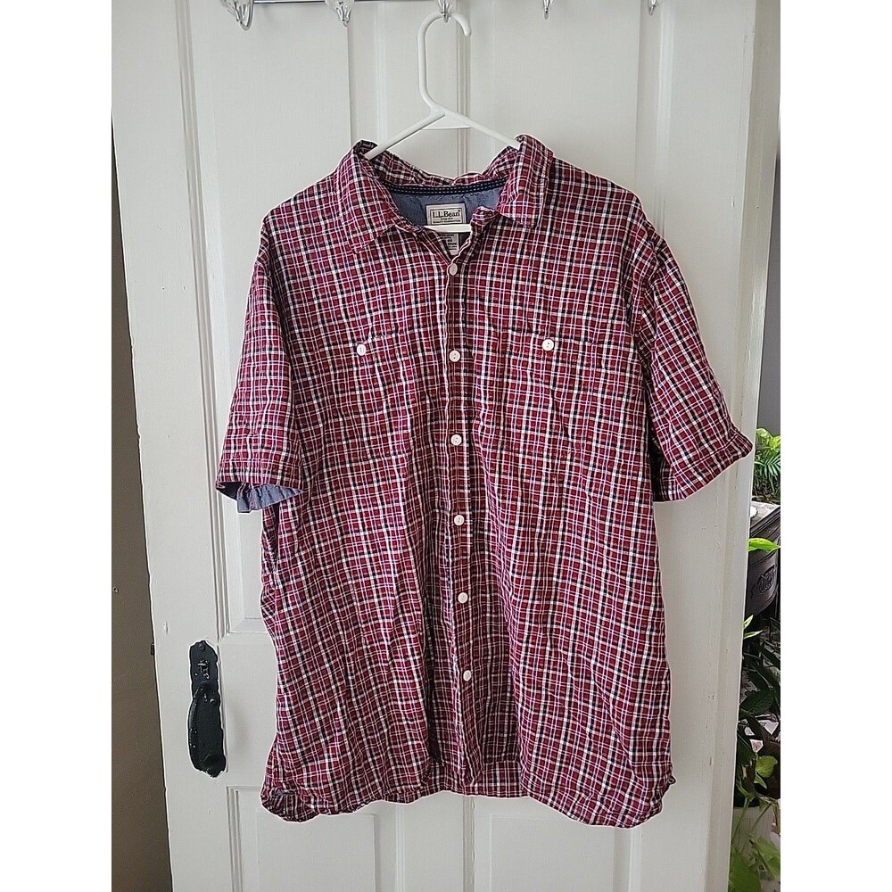LL Bean Button Up Men's XL Slightly Fitted Short Sleeve Red Plaid Cotton Shirt
